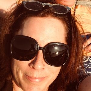 Meet your Posher, Carole